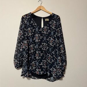 5/$55 !! 🔥 Show Me Your MuMu Geometric Black Blouse